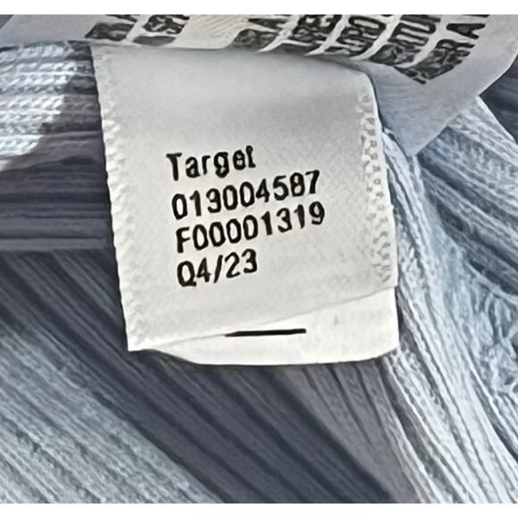 Universal Thread Baby Blue Ribbed Scoop Neck Tank Reg Size Medium - Picture 6 of 6